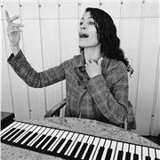 Profesora de canto para todas las edades y niveles.